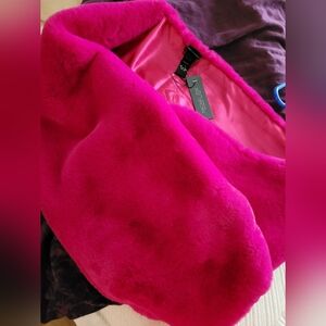 NWT Rachel Zoe Faux Fur Stole Wrap in Magenta